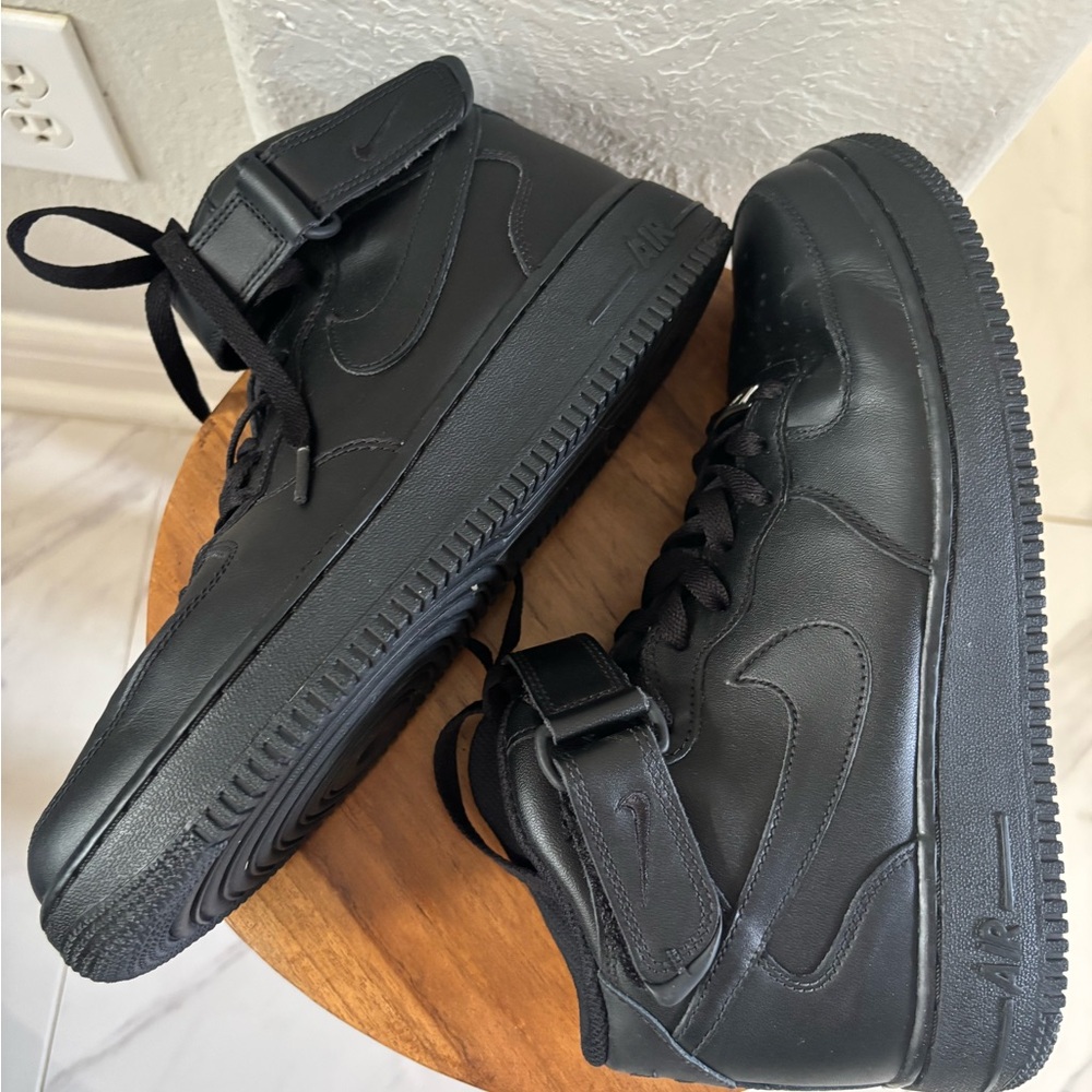 Nike air force 1 Black High-Top Leather Sneakers with Ankle Strap - Picture 10 of 11